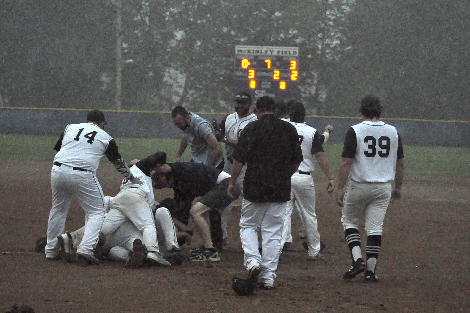 Grays celebrate in rain